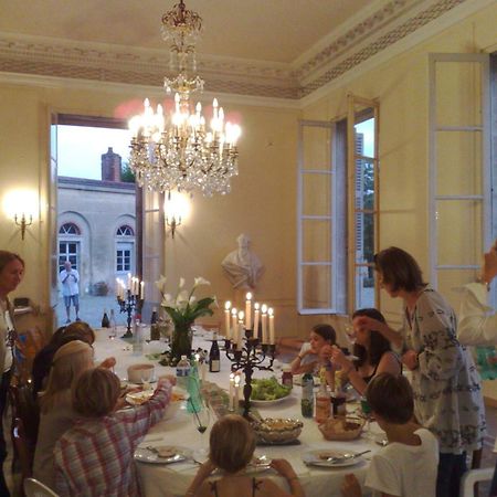 Le Chateau De Bressey & Son Orangerie Bagian luar foto