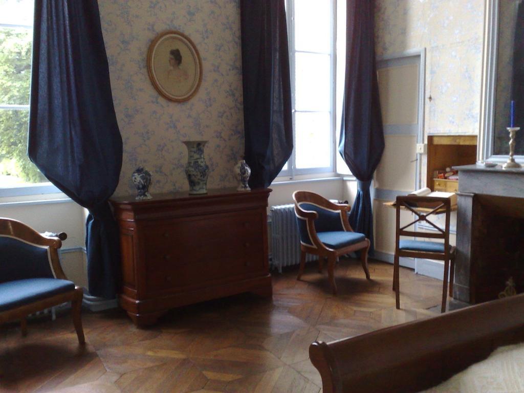 Le Chateau De Bressey & Son Orangerie Ruang foto