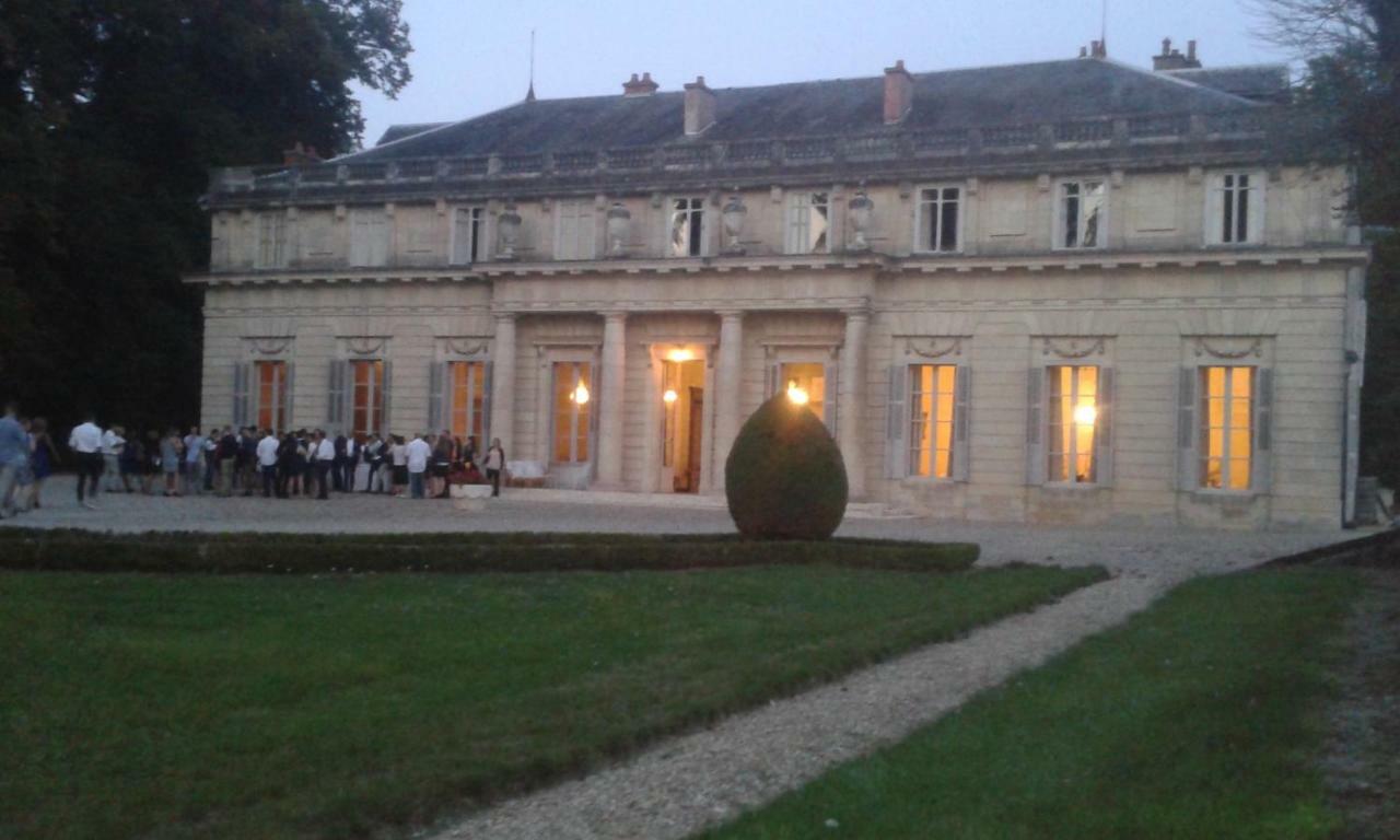 Le Chateau De Bressey & Son Orangerie Bagian luar foto