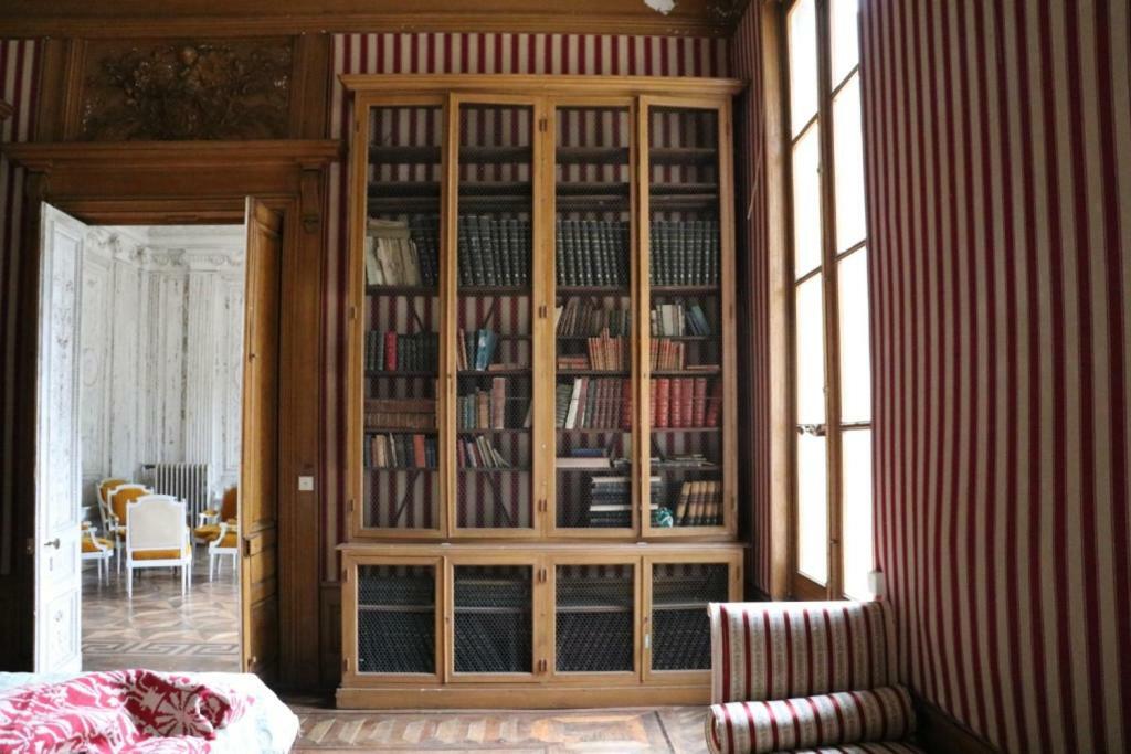 Le Chateau De Bressey & Son Orangerie Bagian luar foto